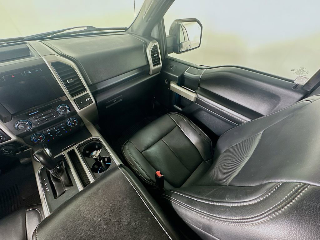 Used 2020 Ford F150 Lariat image 11