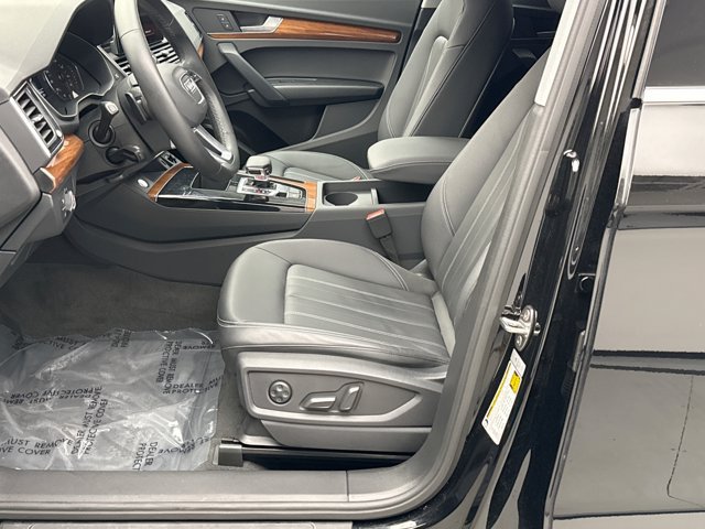 Used 2024 Audi Q5 2.0T Premium AWD/4WD image 11