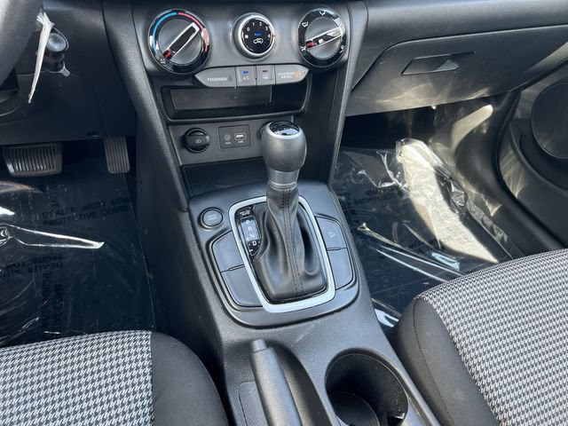 Used 2020 Hyundai Kona SE FWD image 22