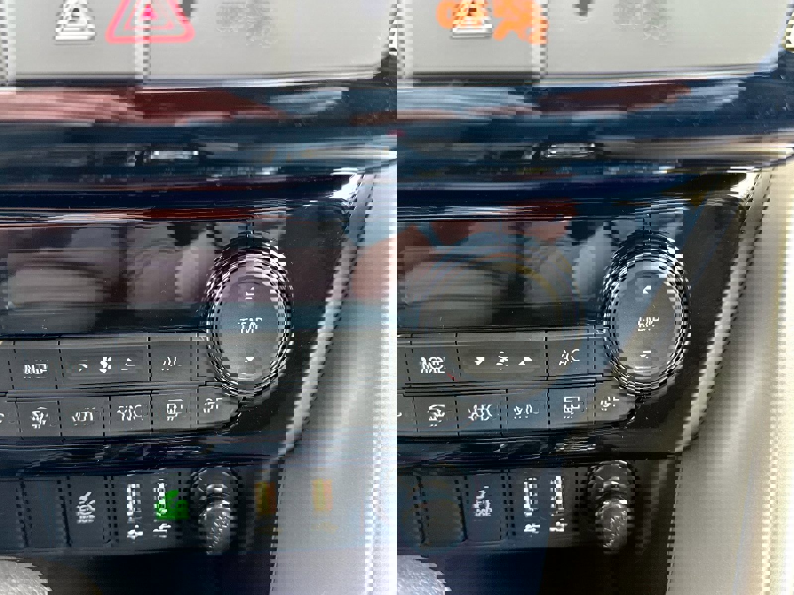 New 2026 Mitsubishi Eclipse Cross AWD image 35