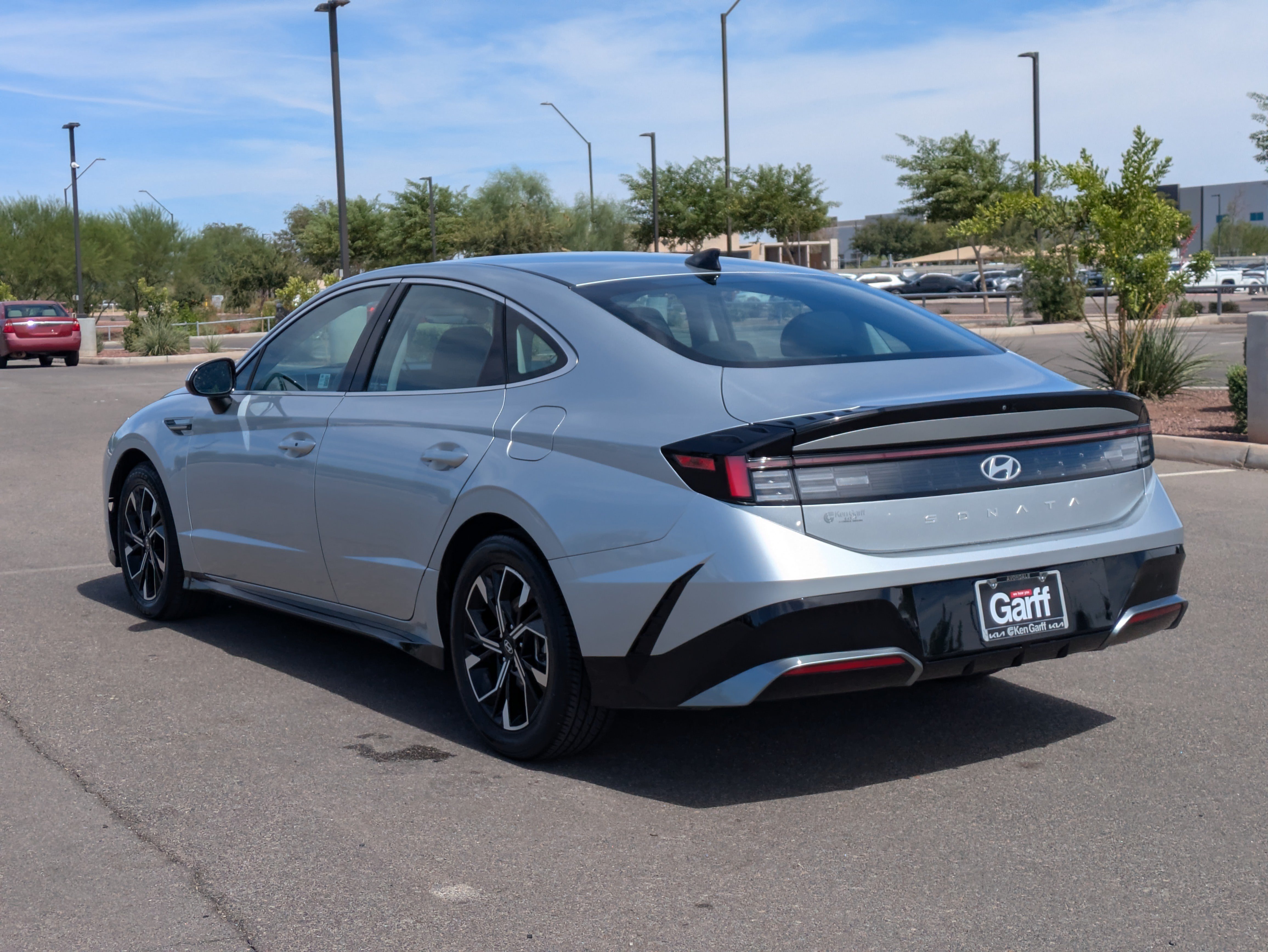 Used 2024 Hyundai Sonata SEL FWD image 3