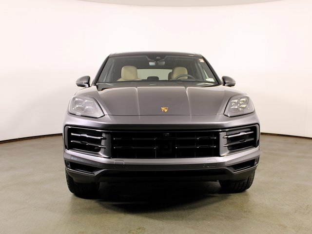 New 2025 Porsche Cayenne image 10