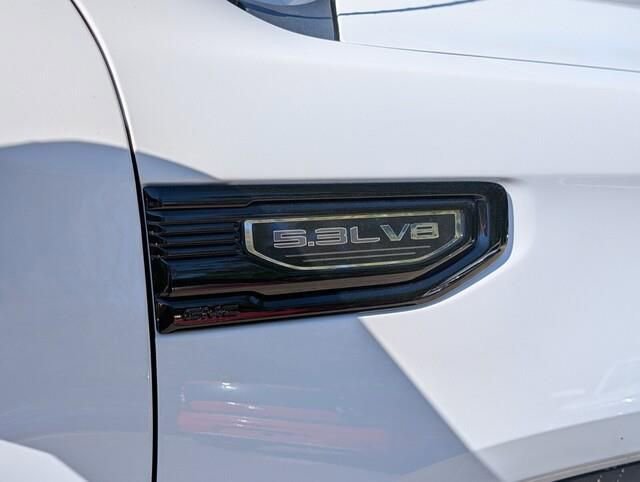 New 2026 GMC Sierra 1500 Pro w/ Graphite Edition image 8