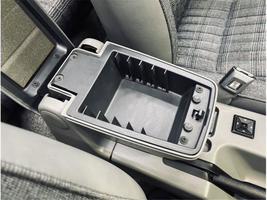 Used 1988 Ford Mustang GT image 34