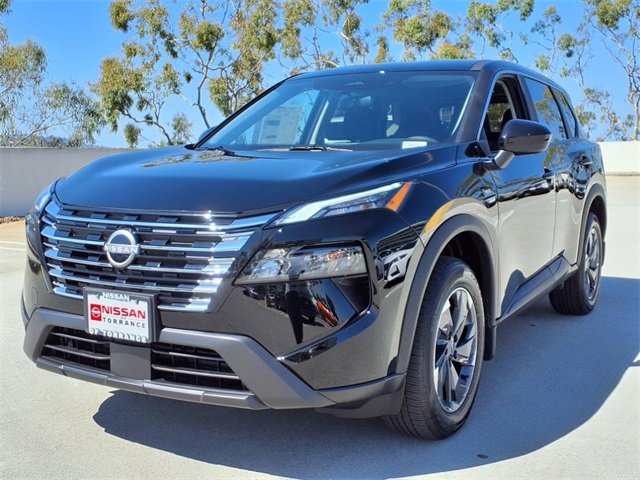 New 2026 Nissan Rogue SV image 3