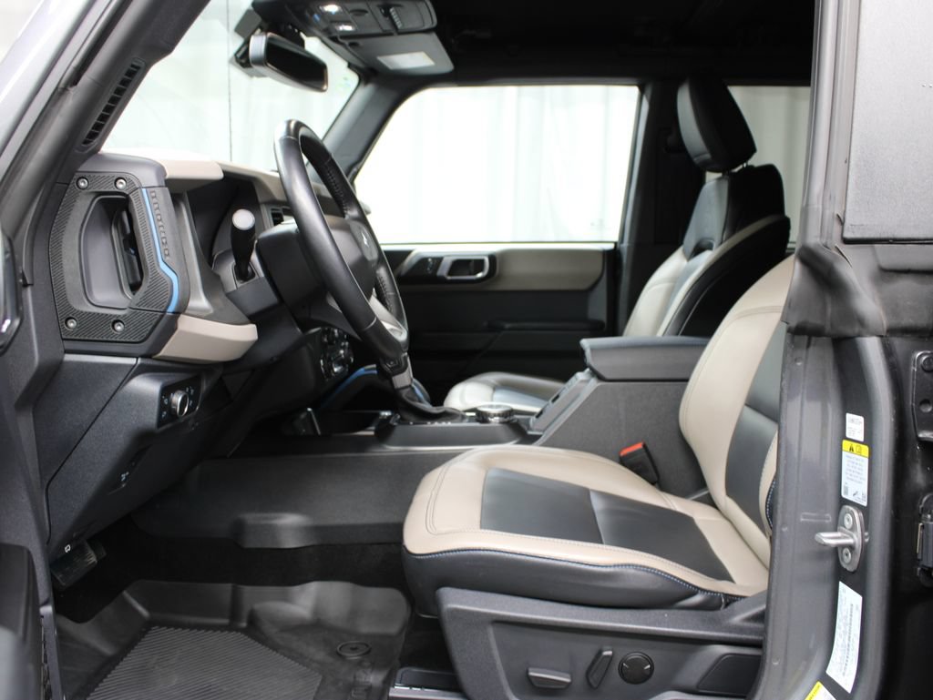 Used 2024 Ford Bronco Wildtrak AWD/4WD image 11