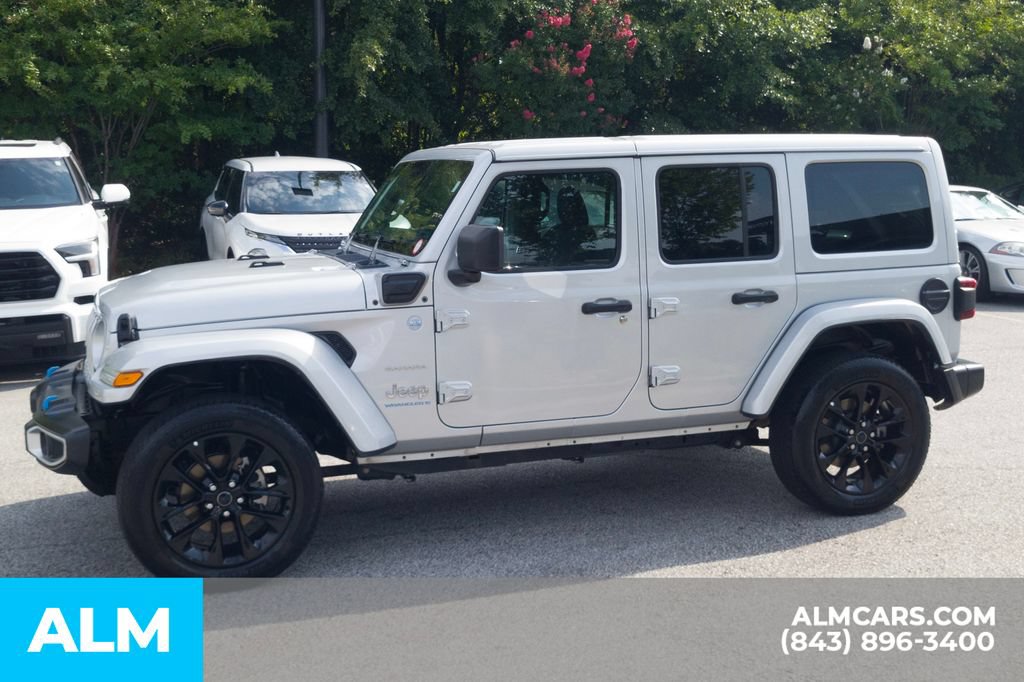 Used 2024 Jeep Wrangler Unlimited Sahara AWD/4WD image 10