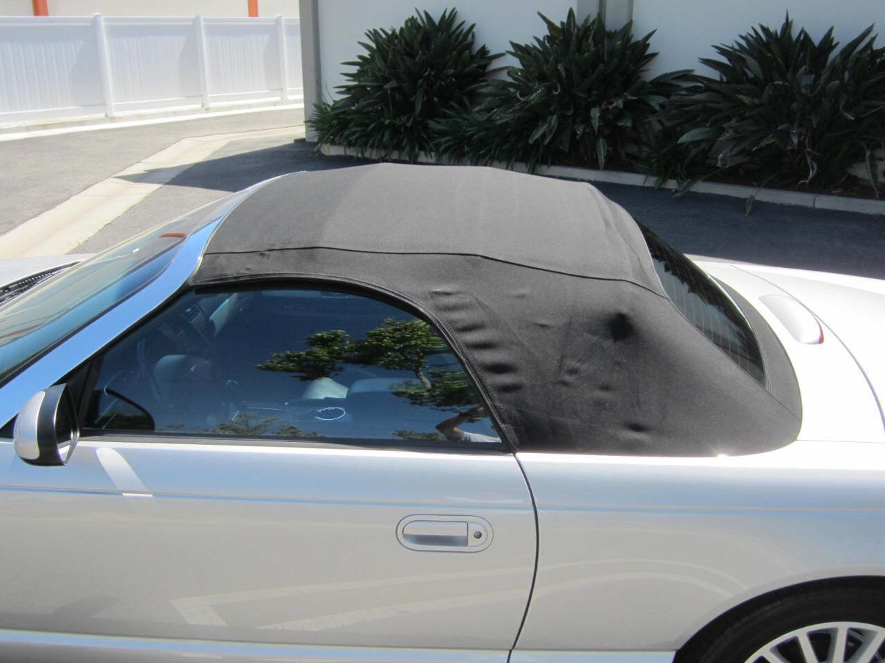 Used 2004 Ford Thunderbird Deluxe RWD image 17