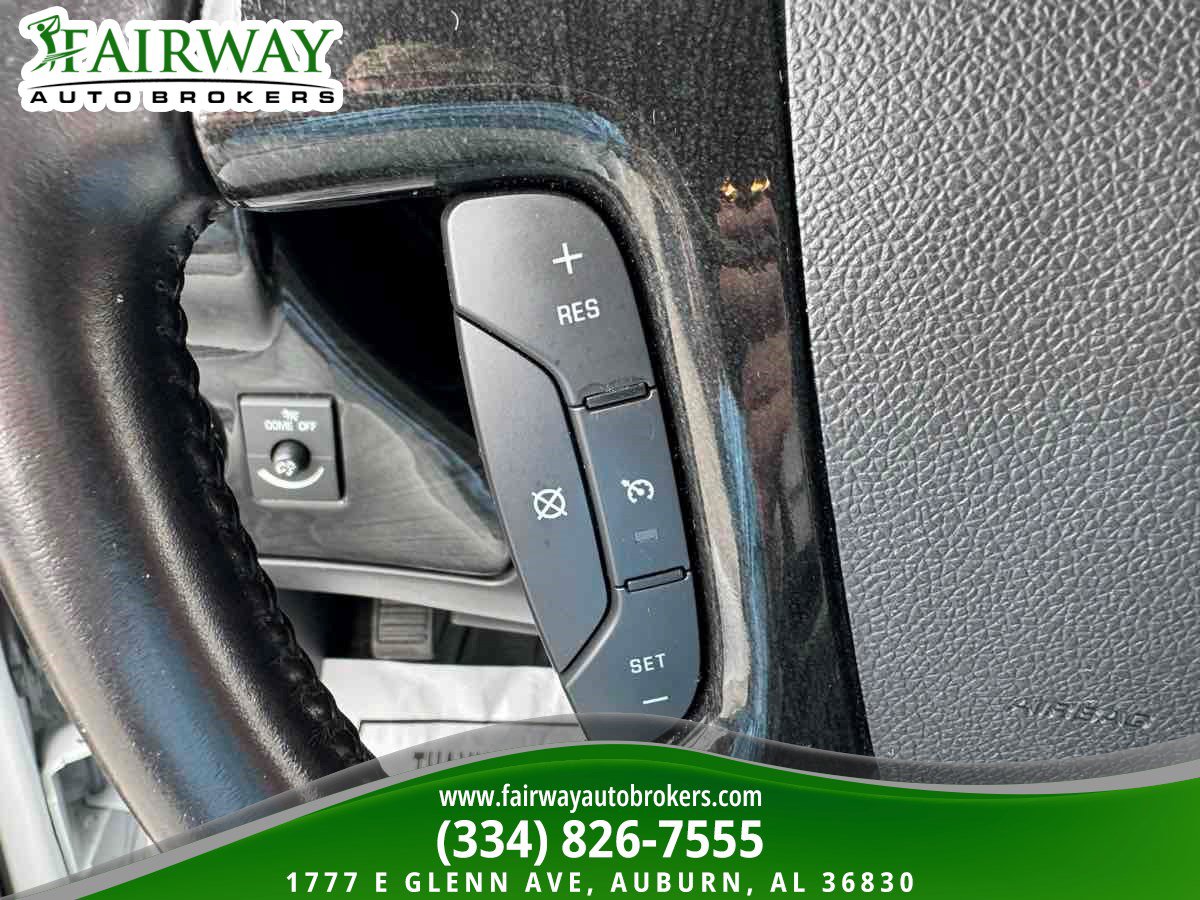 Used 2017 GMC Savana 2500 RWD image 19