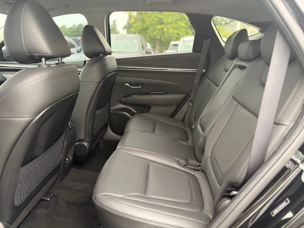 Used 2023 Hyundai Tucson Limited AWD/4WD image 13