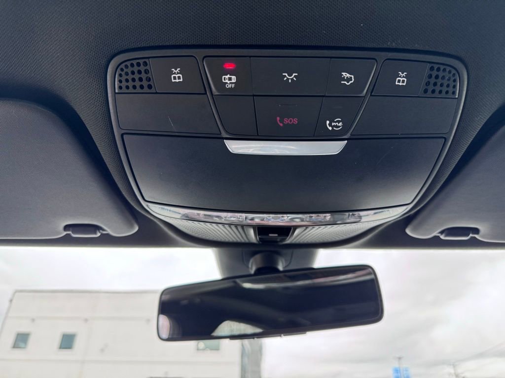 Used 2020 Mercedes-Benz C 300 Sedan image 28