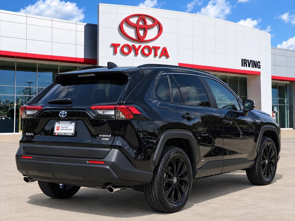 Used 2024 Toyota RAV4 XSE AWD/4WD image 6