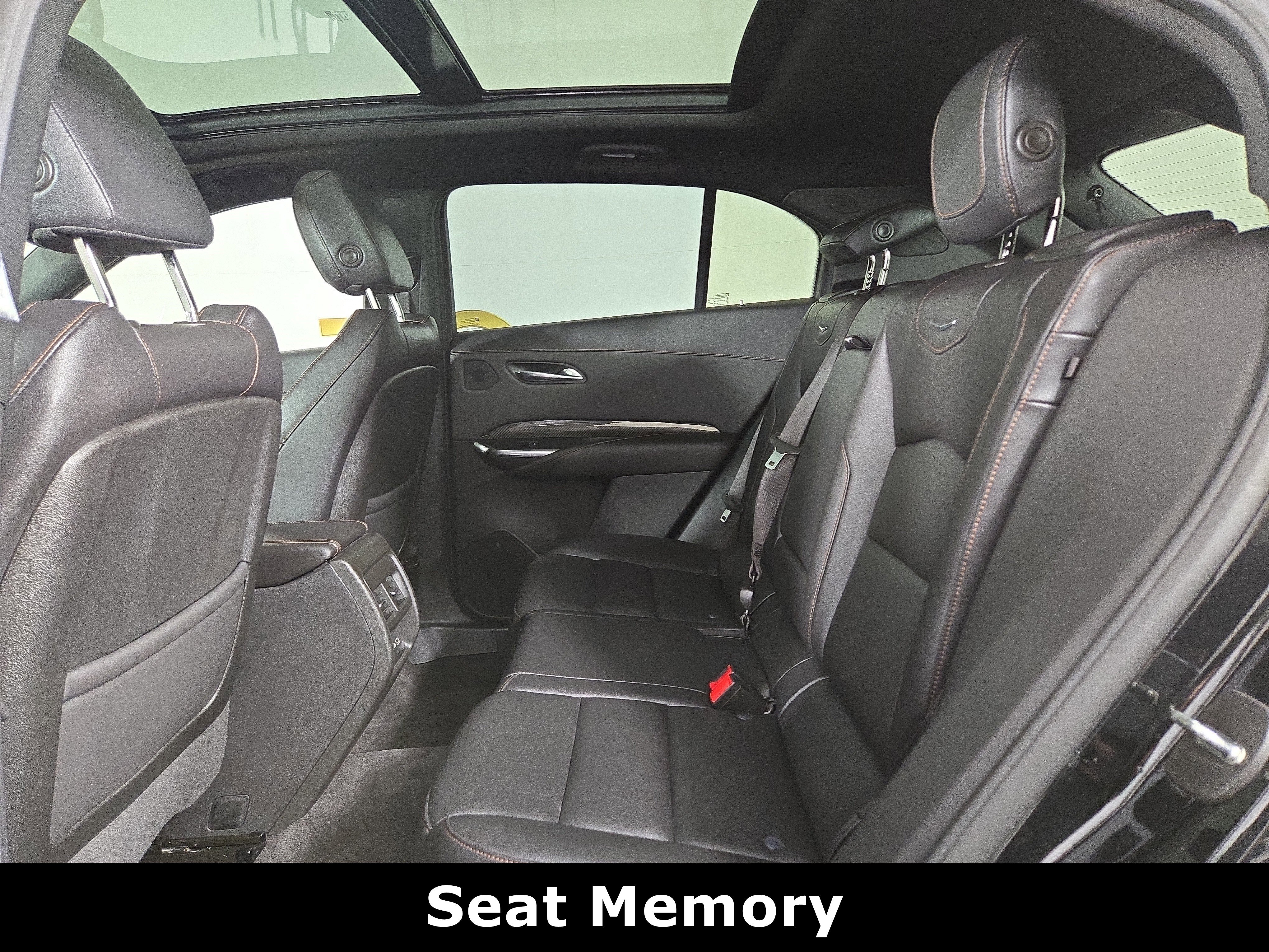 Certified 2022 Cadillac XT4 Sport image 12