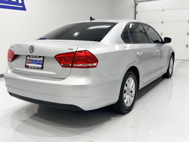 Used 2014 Volkswagen Passat 1.8T Wolfsburg Edition FWD image 10
