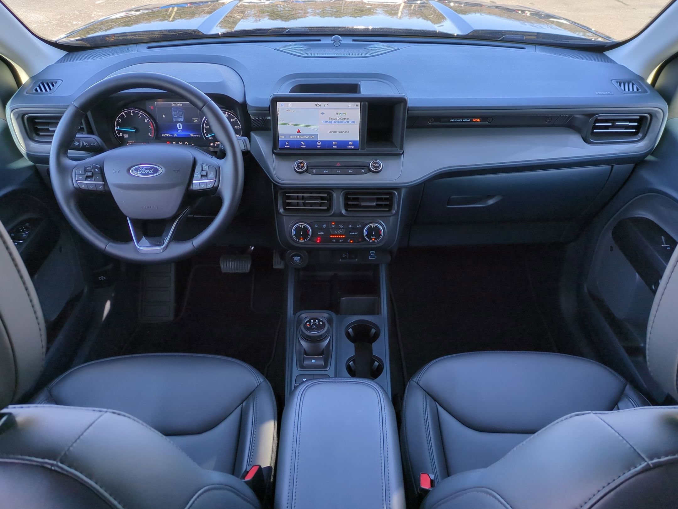 Certified 2024 Ford Maverick Lariat w/ Black Appearance Package image 15