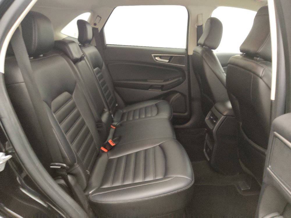 Used 2023 Ford Edge SEL image 19