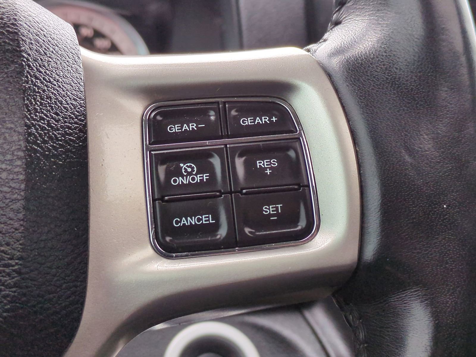 Used 2017 RAM 1500 Laramie w/ Convenience Group image 30