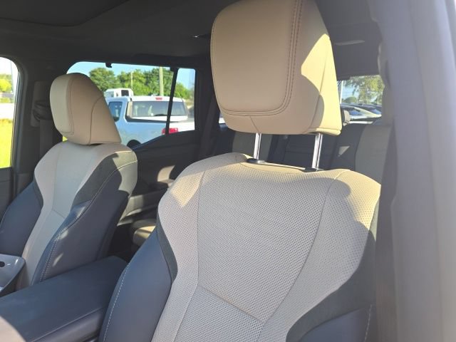 Used 2024 Lexus GX 550 AWD/4WD image 10