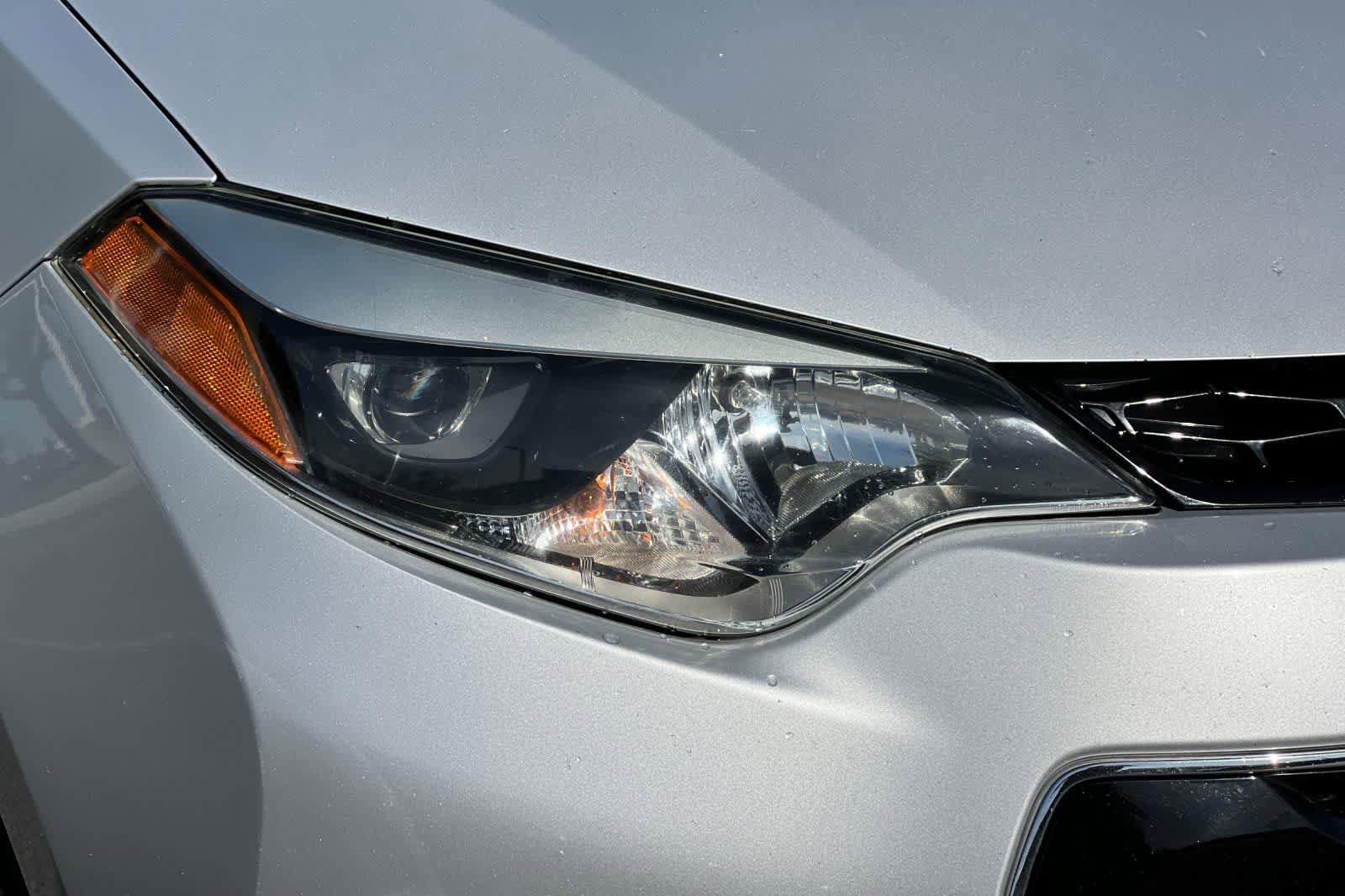 Used 2015 Toyota Corolla S FWD image 31