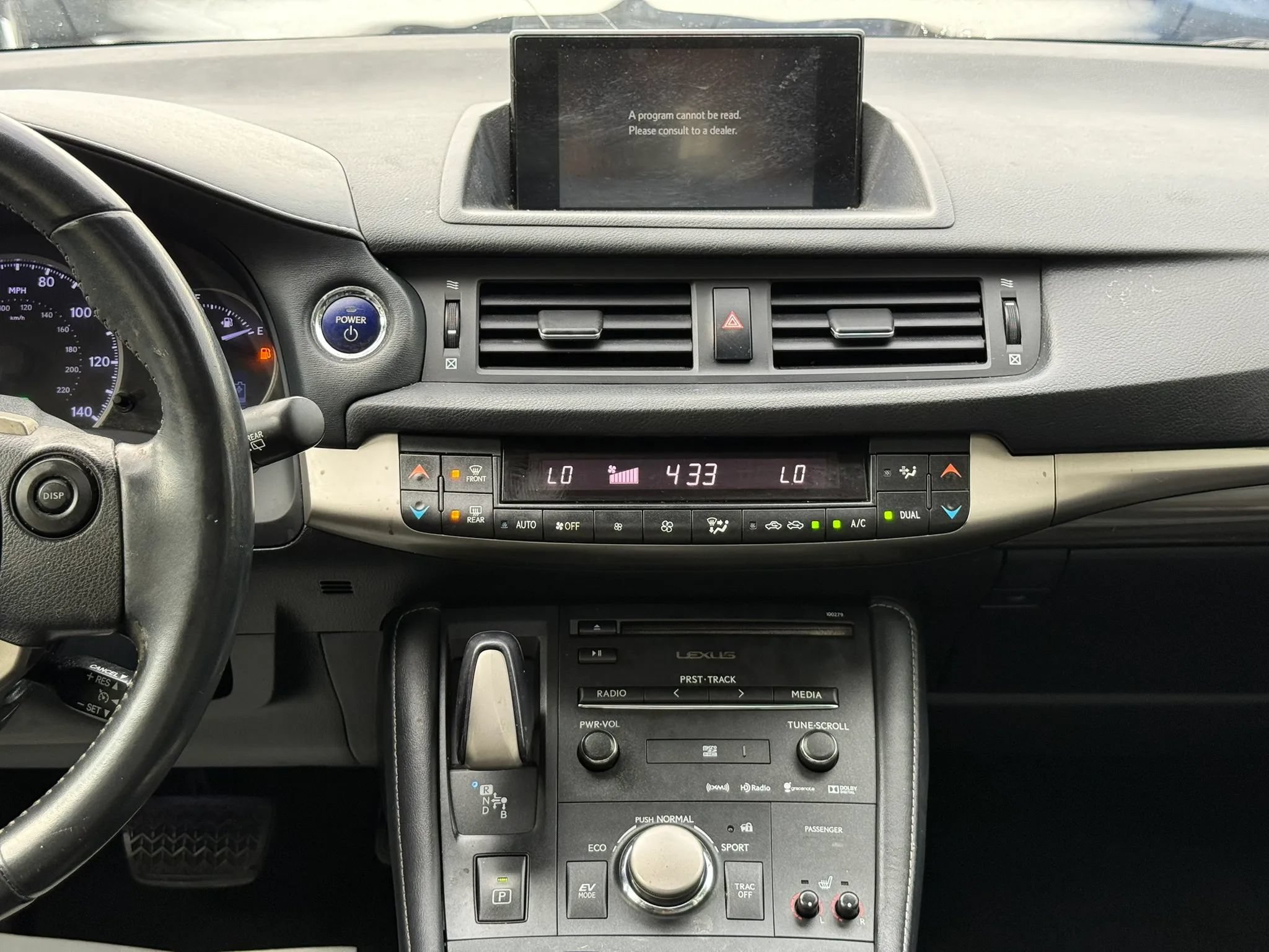 Used 2014 Lexus CT 200h FWD image 20