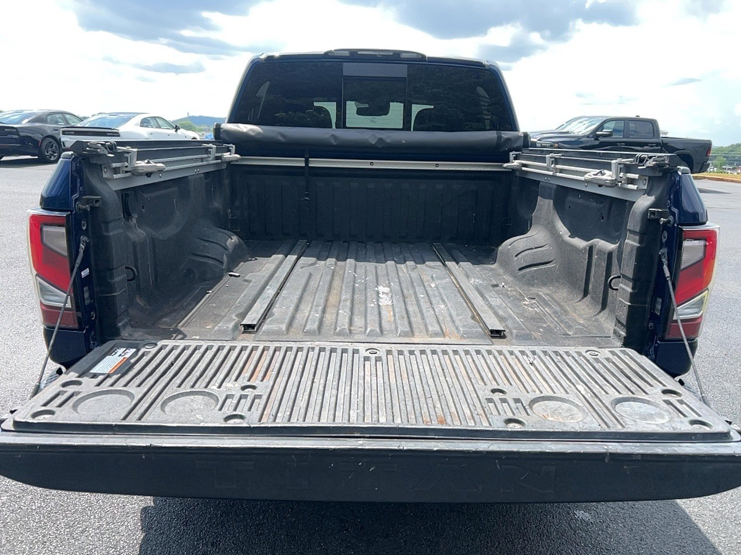 Used 2021 Nissan Titan PRO-4X w/ Pro-4x Utility Package AWD/4WD image 28