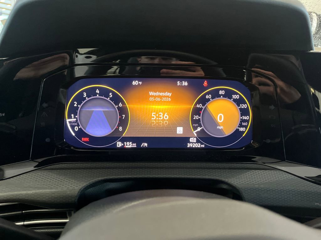 Certified 2022 Volkswagen GTI Autobahn FWD image 3