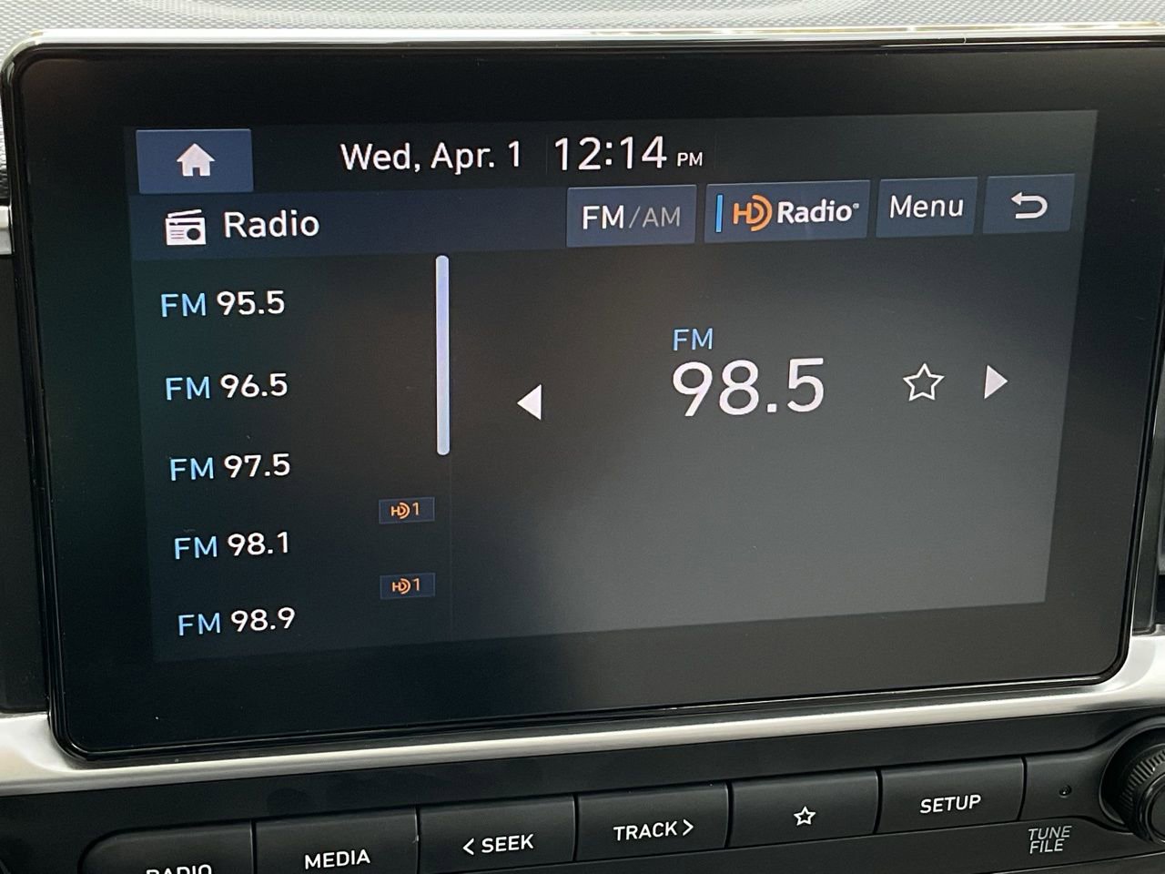 Used 2025 Hyundai Venue SEL image 32