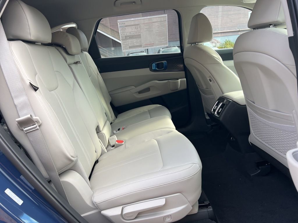 New 2026 Kia Sorento EX image 14