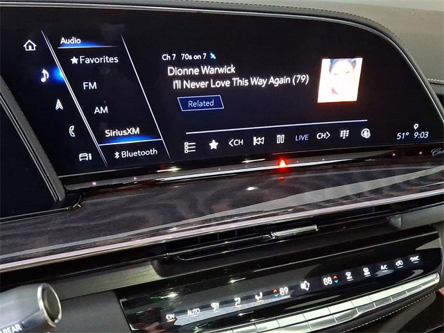 Used 2022 Cadillac Escalade Premium Luxury w/ Performance Package image 16