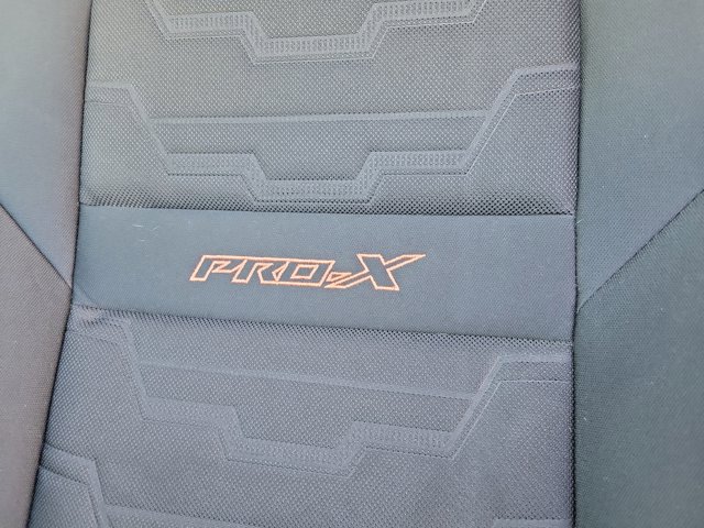 Used 2022 Nissan Frontier Pro-X w/ Technology Package image 21