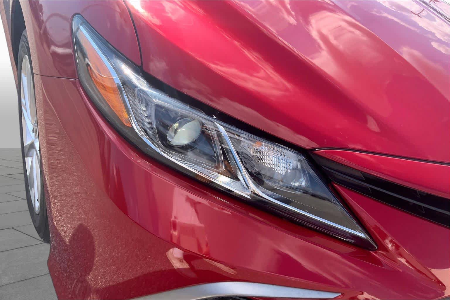 Used 2023 Toyota Camry LE FWD image 28