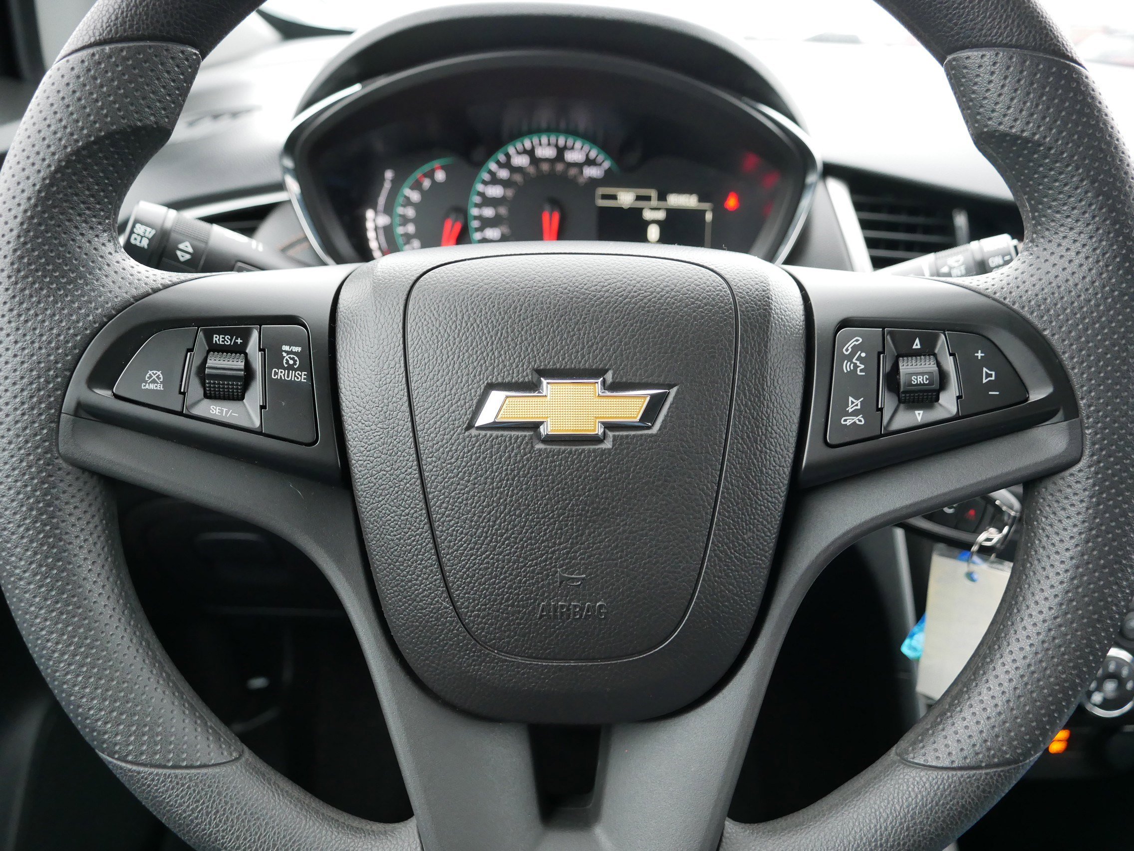 Used 2022 Chevrolet Trax LS w/ Tint and Cruise Package image 25