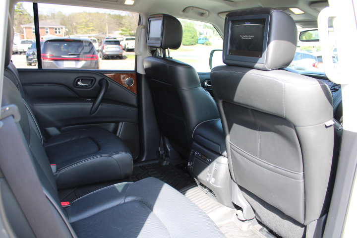 Used 2018 INFINITI QX80 2WD w/ Driver Assistance Package image 32