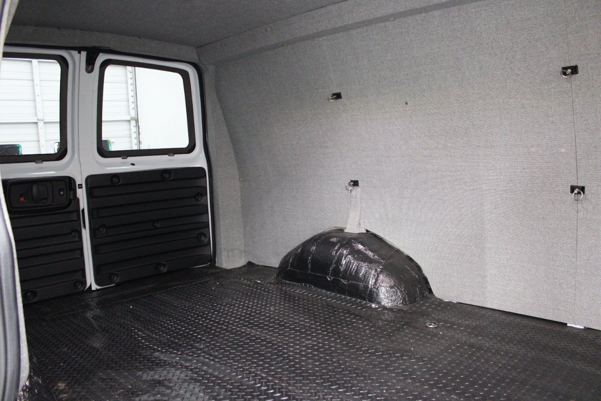 Used 2025 Chevrolet Express 2500 w/ Driver Convenience Package RWD image 11