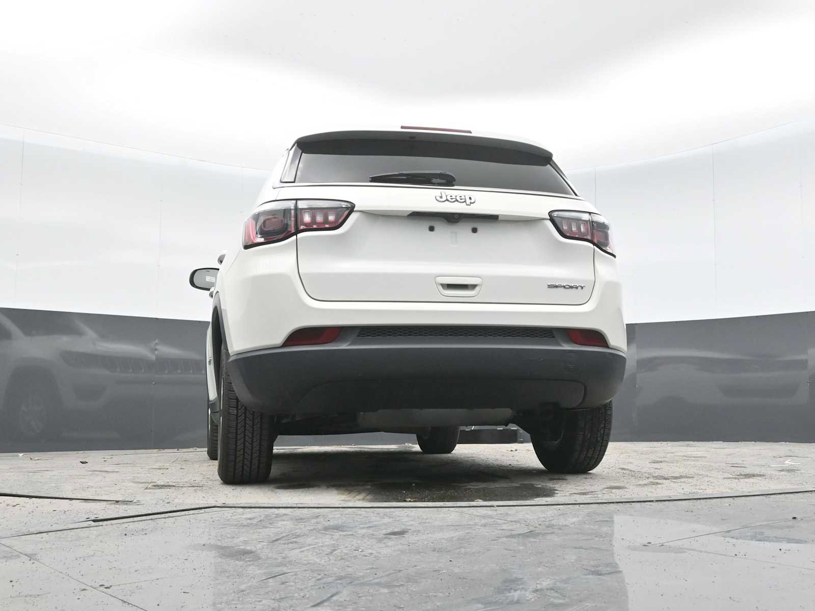 Used 2020 Jeep Compass Sport w/ Tech Group image 32