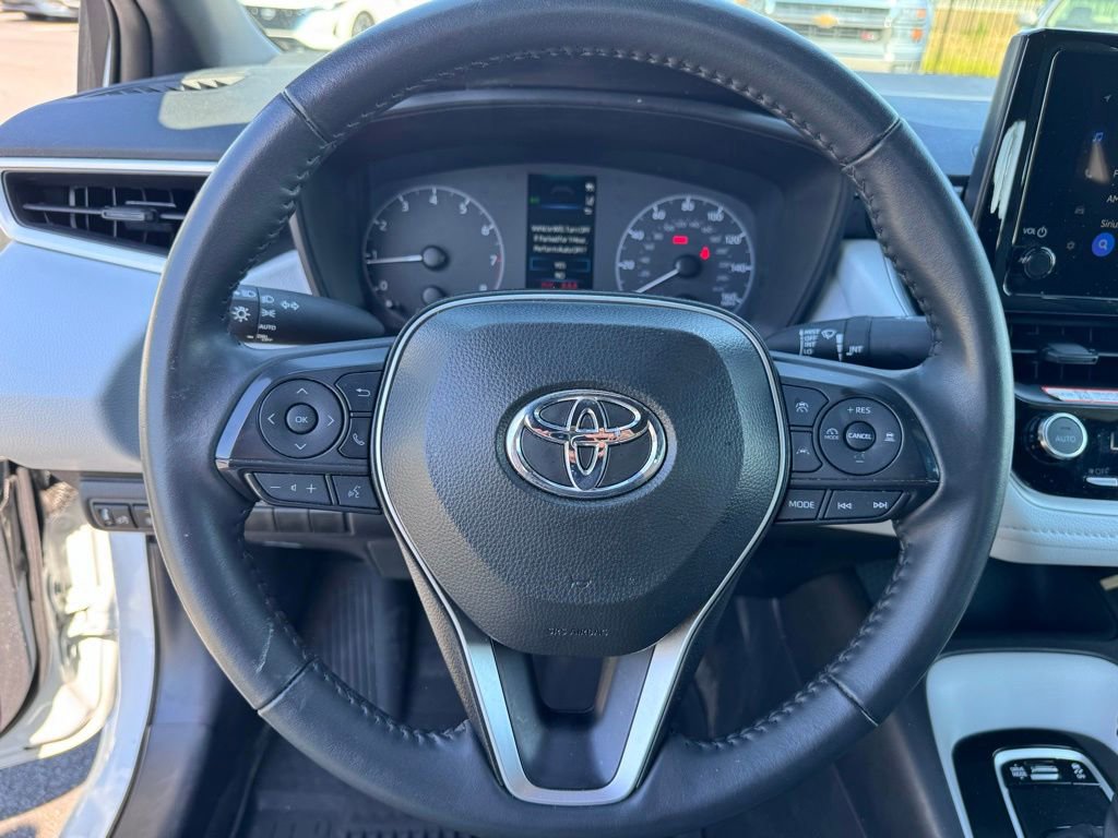Used 2025 Toyota Corolla SE FWD image 13
