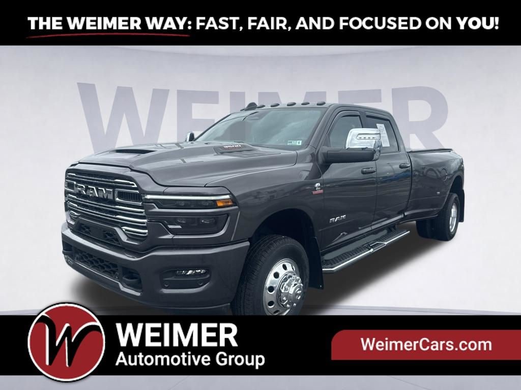 Used 2025 RAM 3500 Laramie w/ Sport Appearance Package AWD/4WD image 1