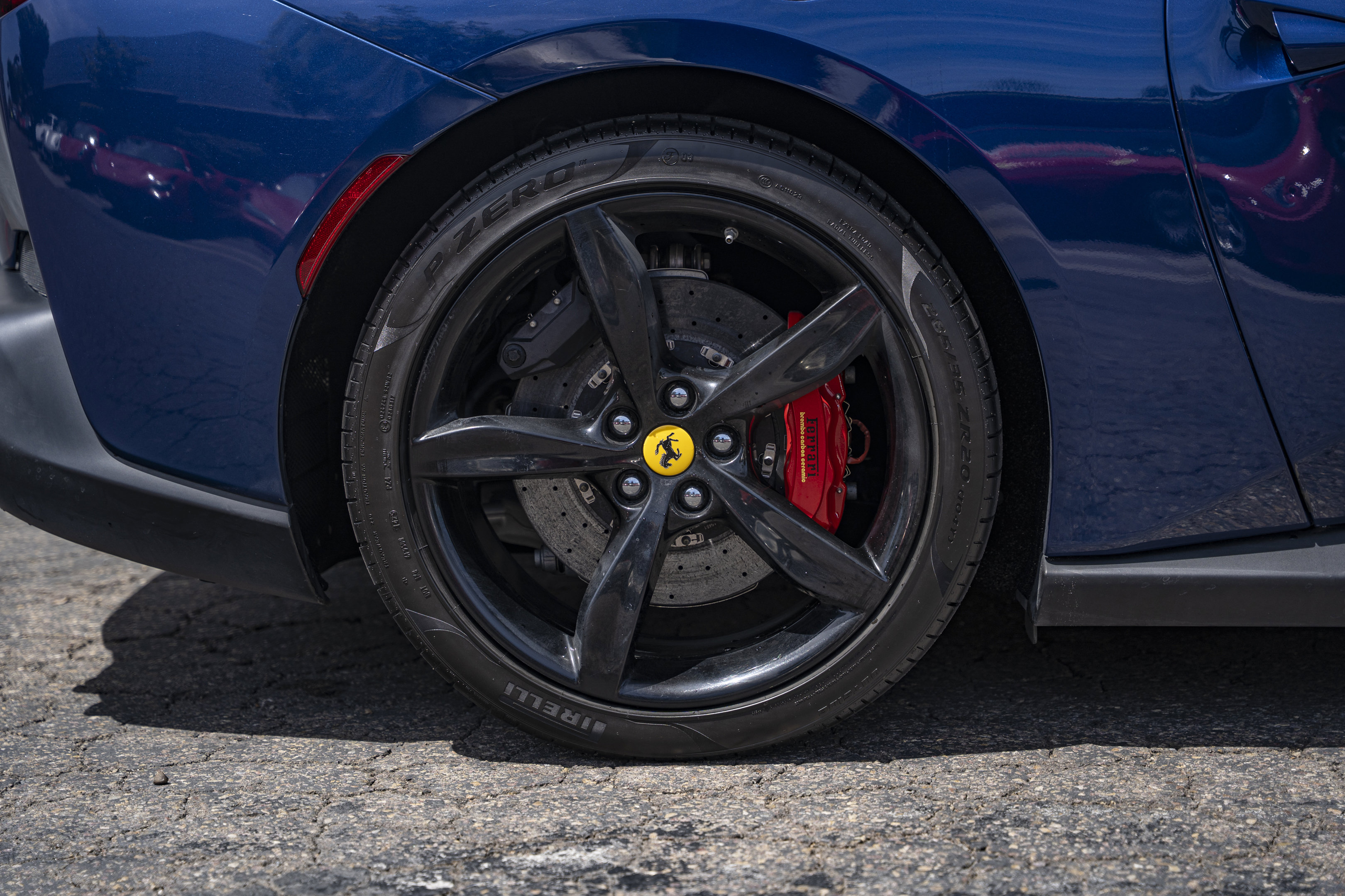 Used 2019 Ferrari Portofino RWD image 13