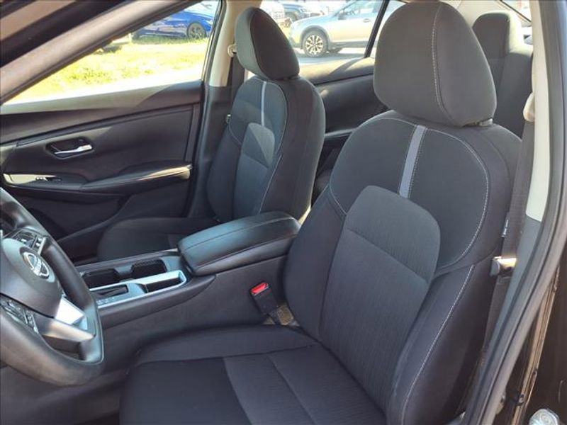 Used 2024 Nissan Sentra SV image 12