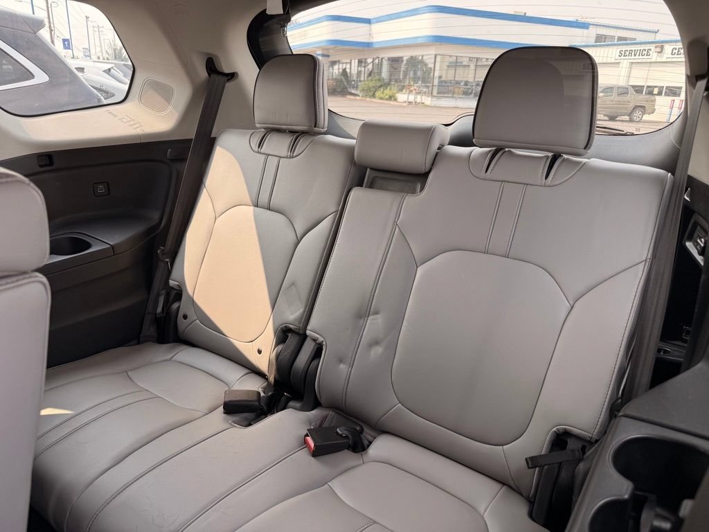 Used 2023 Honda Pilot Elite image 18