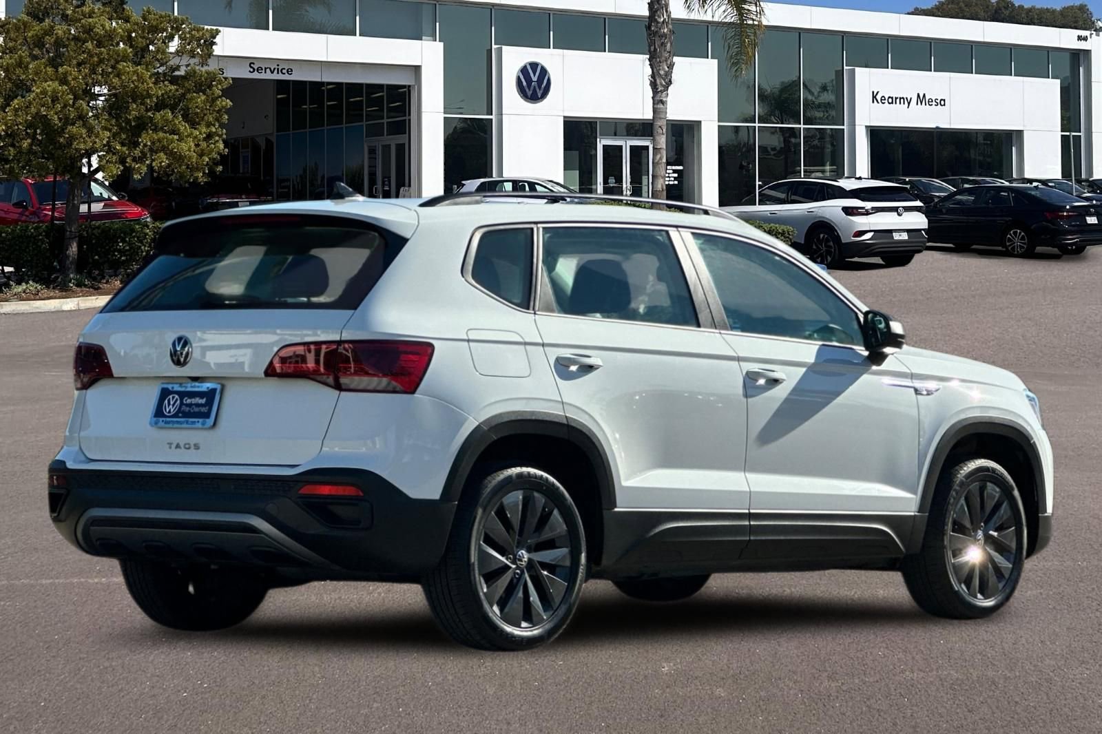 Used 2022 Volkswagen Taos S w/ IQ Drive S Package image 4