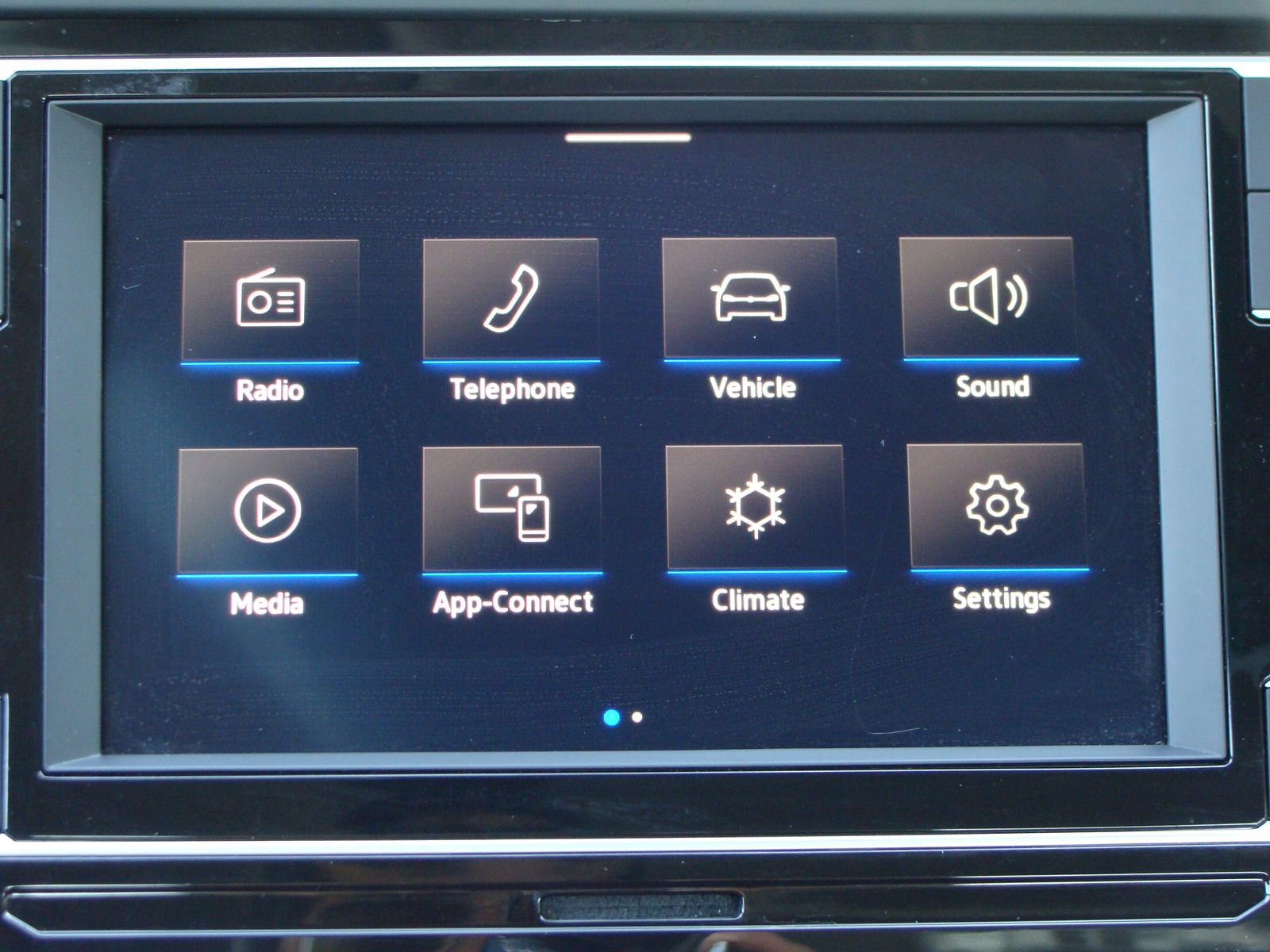 Used 2021 Volkswagen Jetta SE w/ SE Cold Weather Package image 13