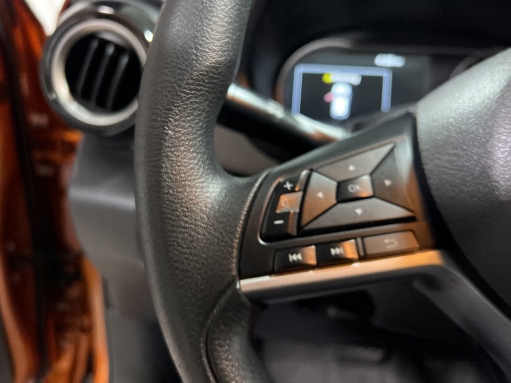 Used 2020 Nissan Kicks SV FWD image 21