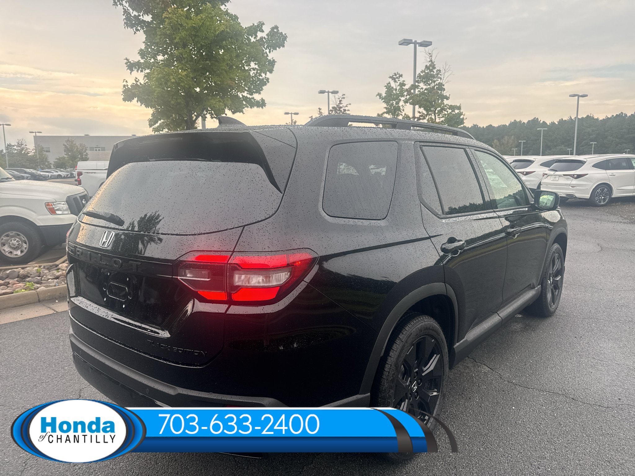 New 2026 Honda Pilot Black Edition image 7
