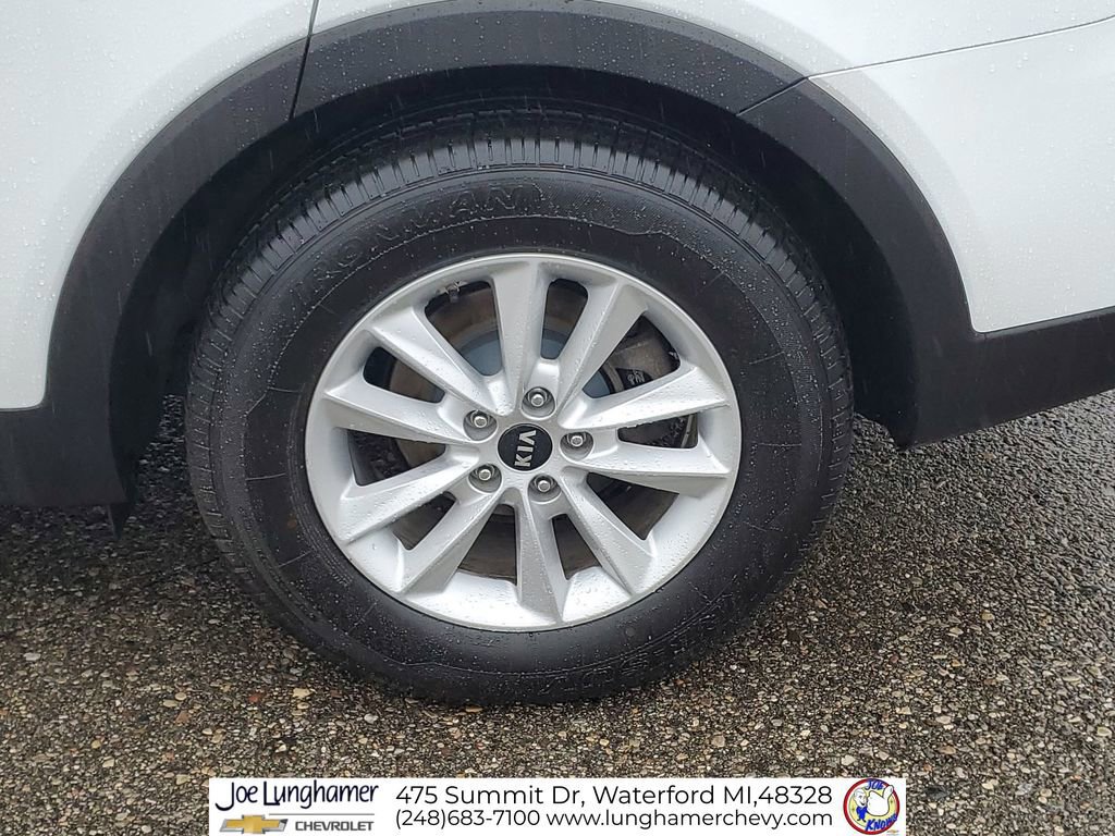 Used 2019 Kia Sorento LX image 31