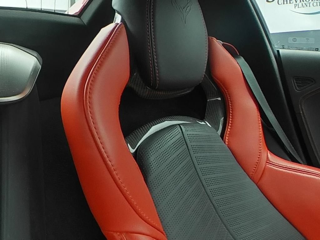 Used 2022 Chevrolet Corvette Stingray Preferred Conv w/ Battery Protection Package RWD image 11