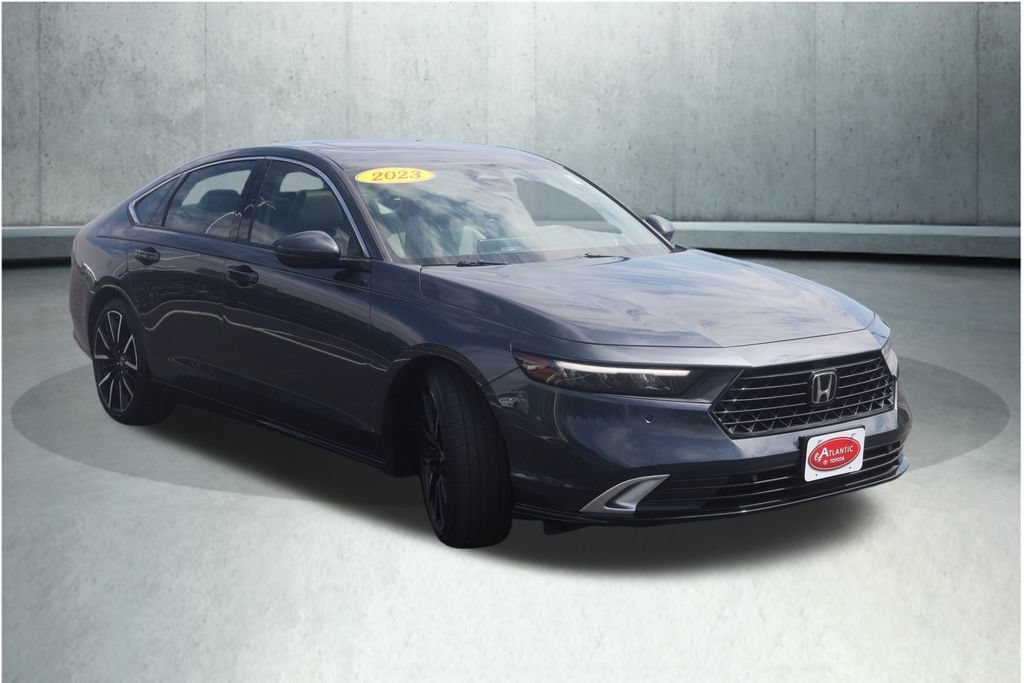 Used 2023 Honda Accord Touring image 16