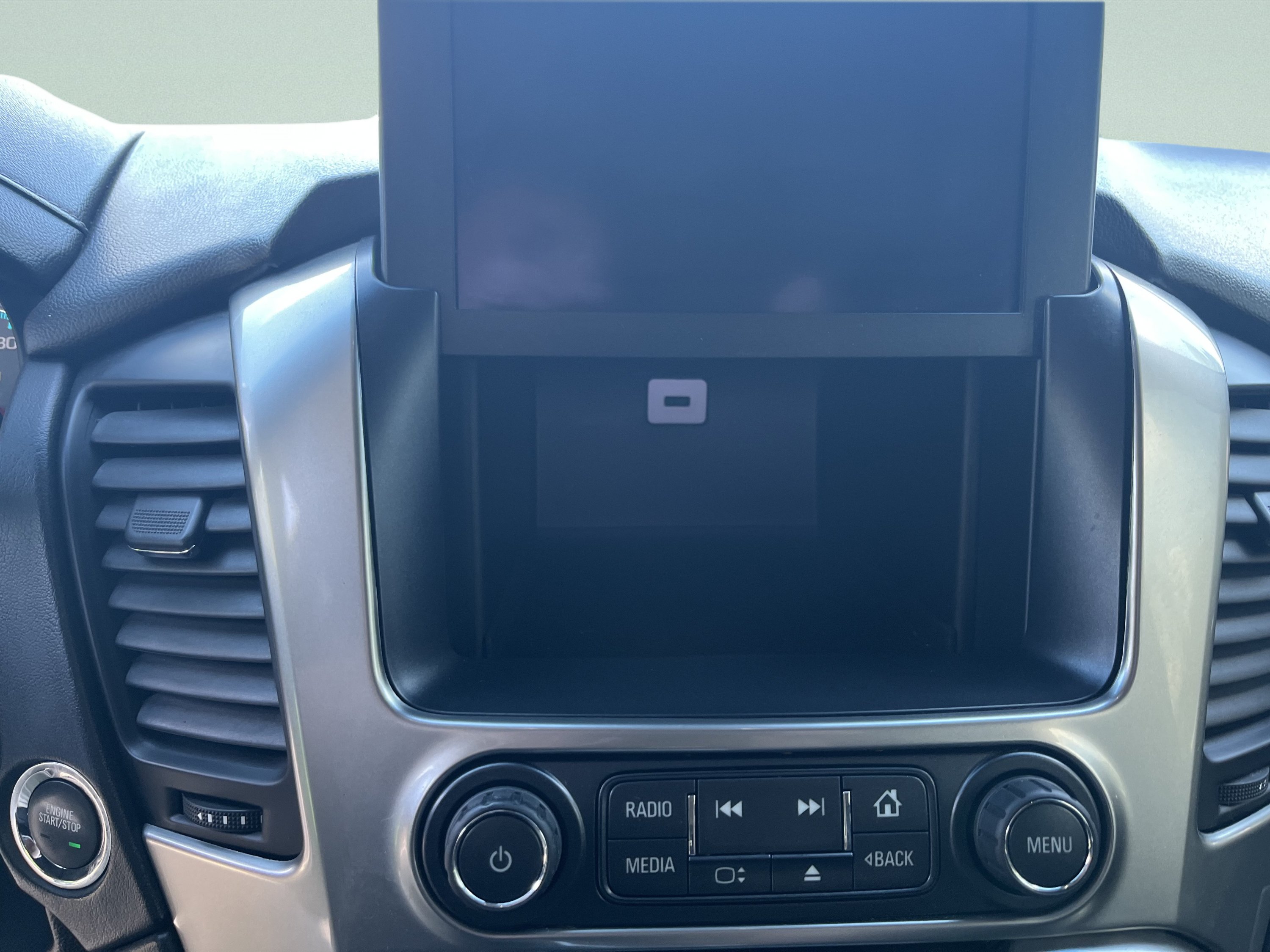 Used 2019 Chevrolet Suburban Premier AWD/4WD image 17