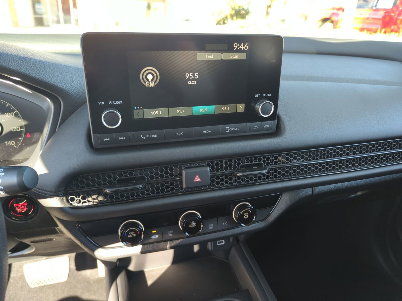 Used 2025 Honda HR-V LX image 15