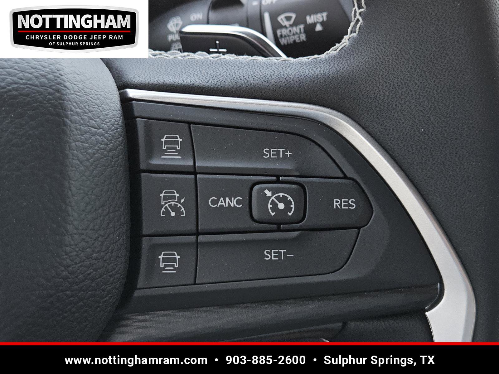 New 2026 Jeep Grand Cherokee L Laredo image 18